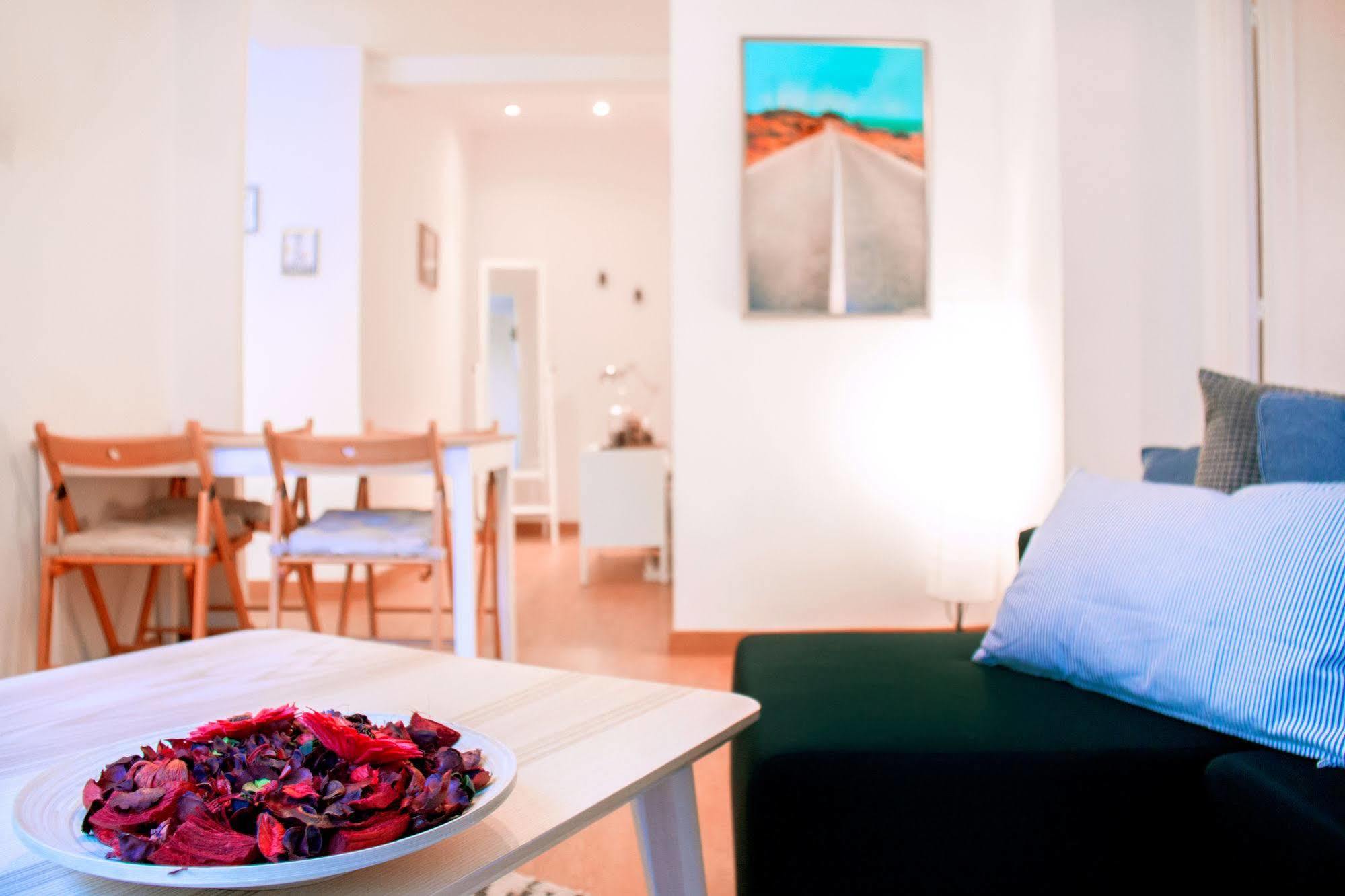Lollipop Flats City Centre Deluxe Suite Μαδρίτη Εξωτερικό φωτογραφία