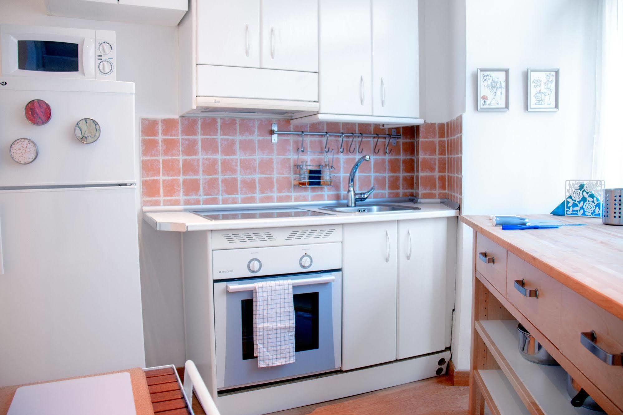 Lollipop Flats City Centre Deluxe Suite Μαδρίτη Εξωτερικό φωτογραφία